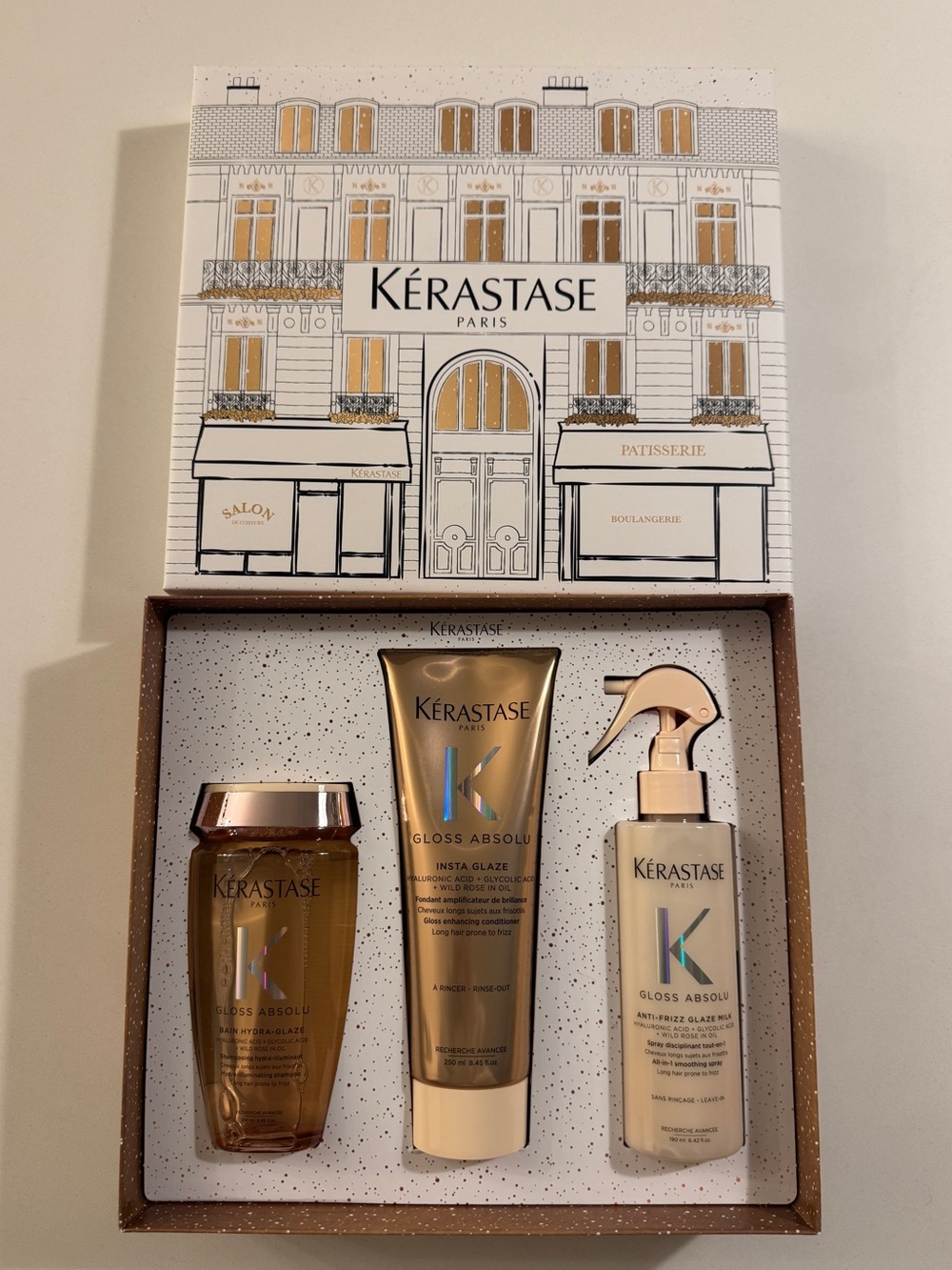 Kérastase Gloss Absolu Hair Care Set - Gold and Cream Accents